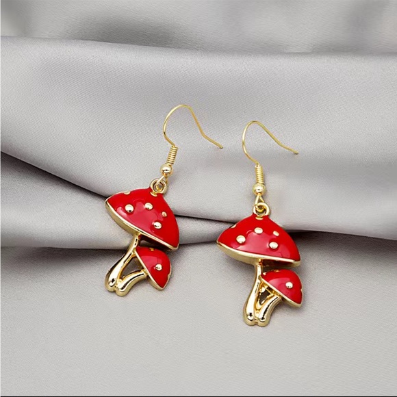 NWT Red Mushroom Earrings - Picture 3 of 3